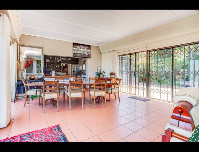 4 BEDROOM HOUSE FOR SALE IN CYRILDENE